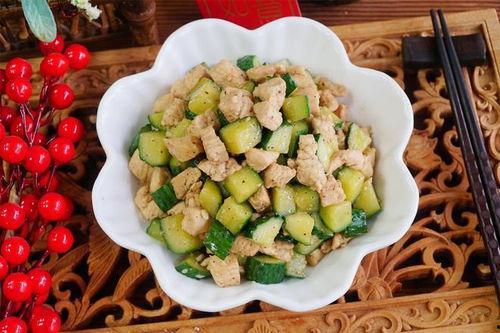 播放鸡麦吃瓜,欢乐无限，尽享田园时光