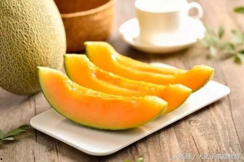 秋后吃哈密瓜,尽享哈密瓜的甘甜美味