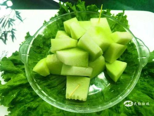 大象吃蜜瓜,探索大象吃蜜瓜的奇妙瞬间