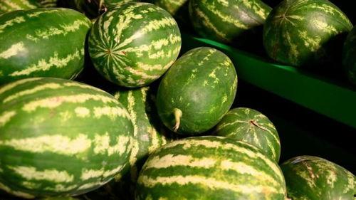 云南财经吃瓜事件,揭秘网络舆论的风云变幻